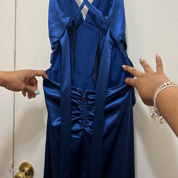 NWOT B. Darlin Sleeveless Satin X-Back Long Marine Blue Dress- Size 13/14 - Picture 8 of 13